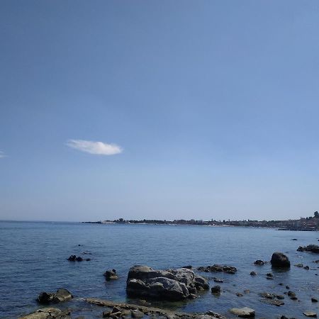 Suite Sul Mare Giardini Naxos Εξωτερικό φωτογραφία